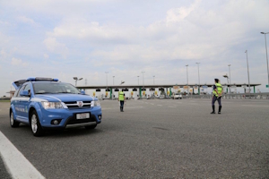 Polizia di Stato e Assogomma insieme per la Campagna Vacanze Sicure.